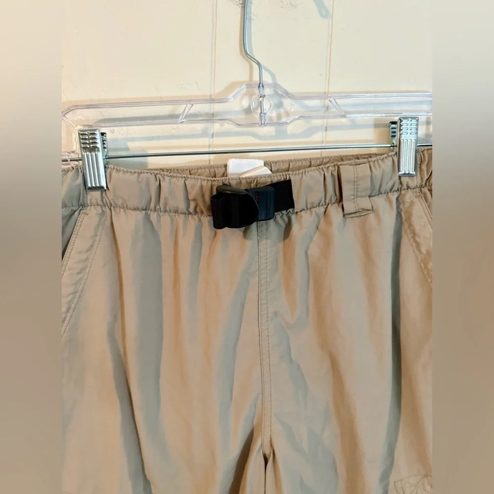 The North Face Tan Cargo Lined Shorts with Elastic Waistband, Size S